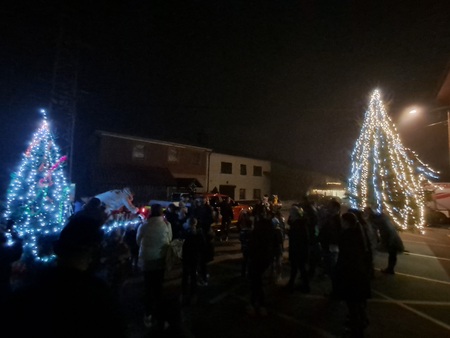 Dedek Mraz obiskal otroke iz Vrbovega in sosednjih vasi (13)